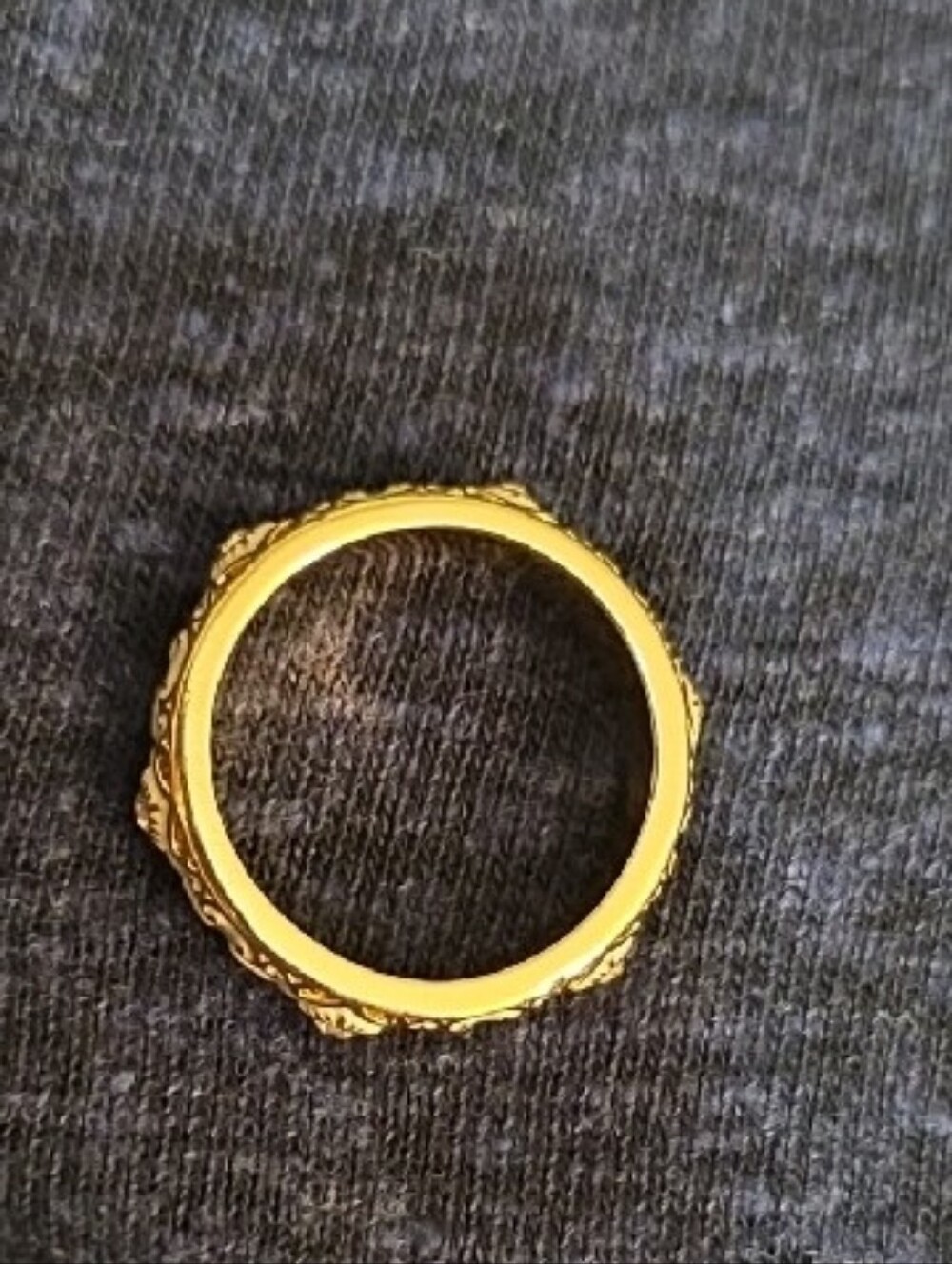 White Enamel Over Gold Tone Ring With CZ Accents NIB Size 7 - Picture 3 of 5